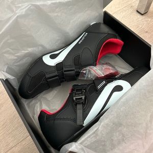 Peloton men’s spin shoes size 10.5/44 - never worn